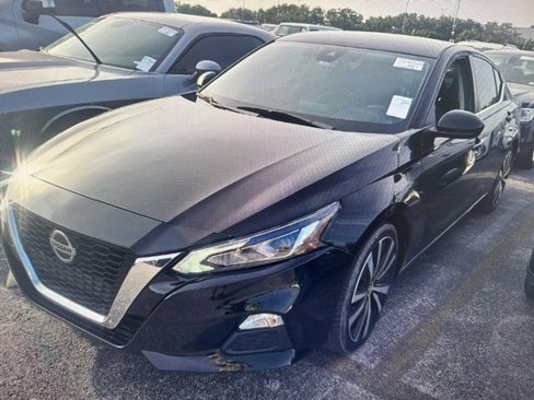 Used 2020 Nissan Altima 2.5 SR image 1