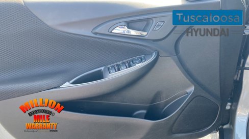 Used 2023 Chevrolet Malibu LT image 13