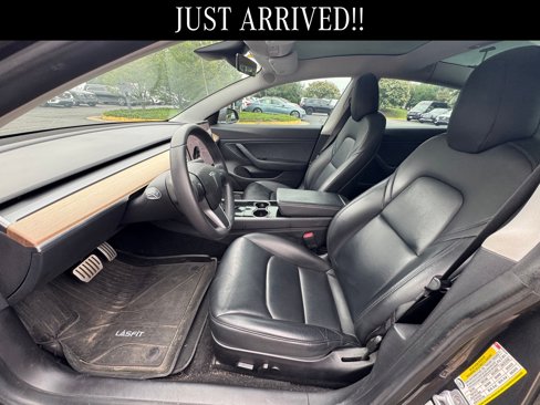 Used 2019 Tesla Model 3 Performance image 8