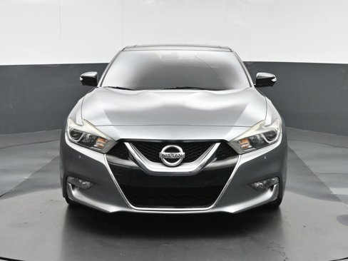 Used 2016 Nissan Maxima Platinum w/ Interior Lighting Package image 2