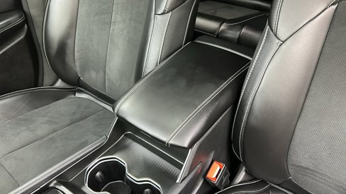 Used 2023 Jeep Grand Cherokee Altitude image 21