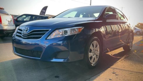 Used 2011 Toyota Camry image 6