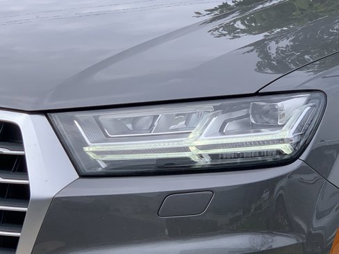 Used 2018 Audi Q7 3.0T Premium Plus w/ Premium Plus Package image 6