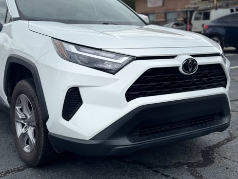 Used 2023 Toyota RAV4 XLE image 24