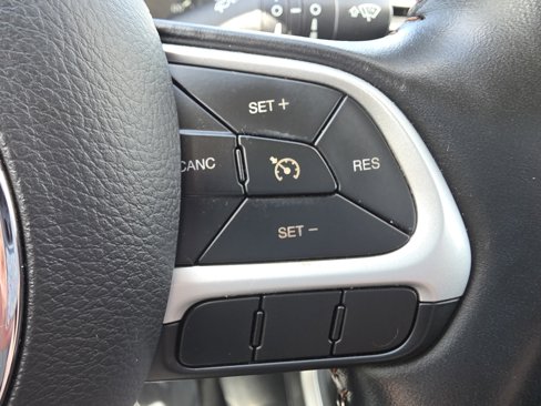 Certified 2021 Jeep Compass Latitude w/ Convenience Group image 22