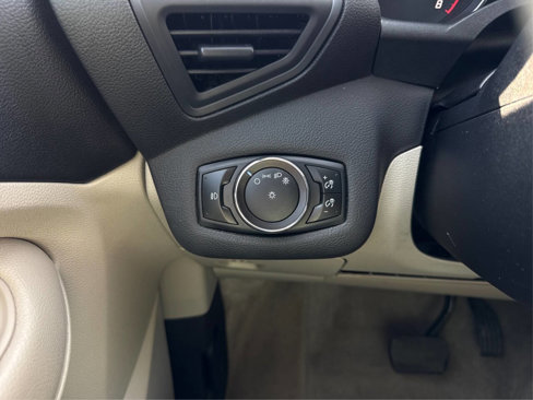 Used 2014 Ford Escape SE image 18