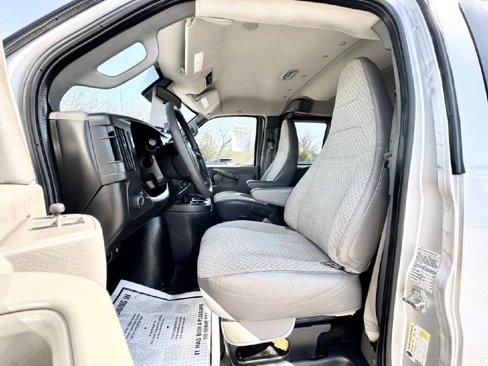Used 2019 Chevrolet Express 3500 LT w/ LT Preferred Equipment Group image 12