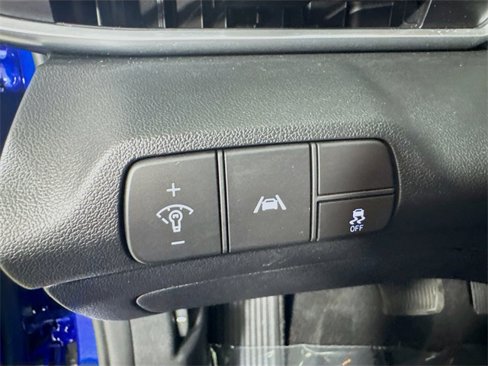 Used 2023 Hyundai Elantra SEL w/ Convenience Package image 10