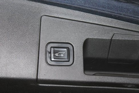 Used 2018 Cadillac XT5 Luxury w/ Driver Awareness Package image 25