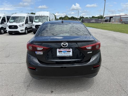 Used 2018 MAZDA MAZDA3 Grand Touring w/ Premium Equipment Package image 4