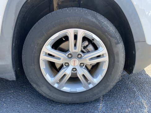 Used 2018 GMC Terrain SLE image 9