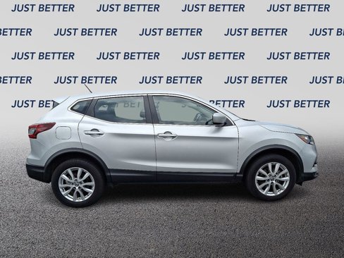 Used 2022 Nissan Rogue Sport S image 7