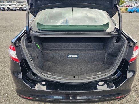 Used 2016 Ford Fusion Energi Titanium w/ Driver Assist Package image 19