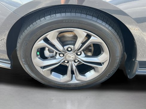 Used 2023 Honda Accord EX image 12