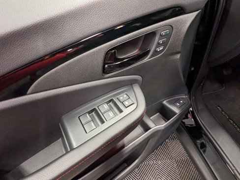 Certified 2025 Honda Passport Black Edition image 15