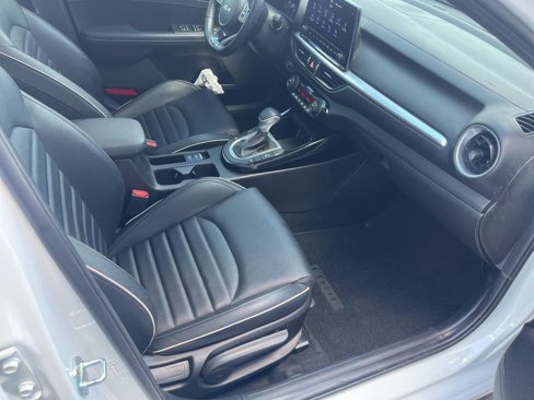 Used 2022 Kia Forte GT-Line w/ GT-Line Premium Package image 30