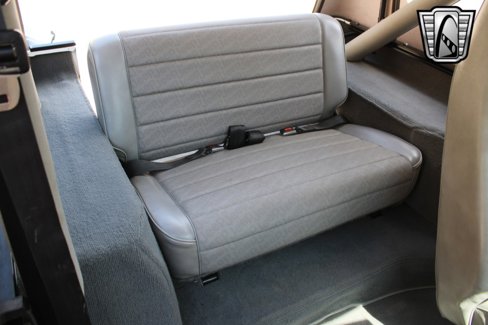 Used 1990 Jeep Wrangler S image 24