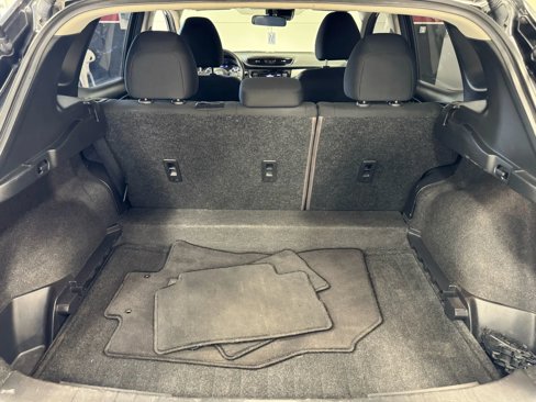 Used 2021 Nissan Rogue Sport S image 25