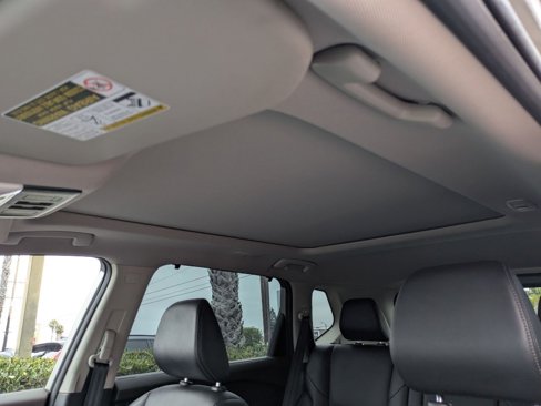 Used 2021 Nissan Rogue SL image 7