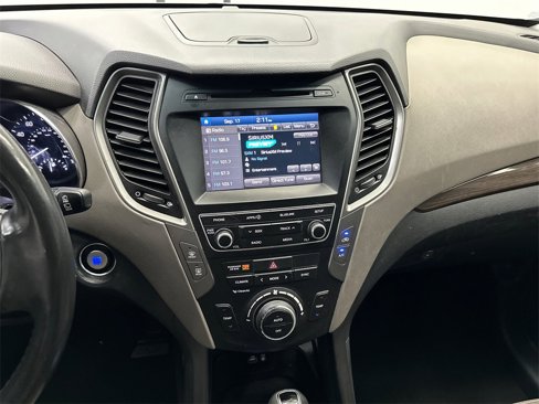 Used 2017 Hyundai Santa Fe Sport 2.0T image 29