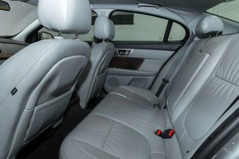 Used 2009 Jaguar XF Premium image 24