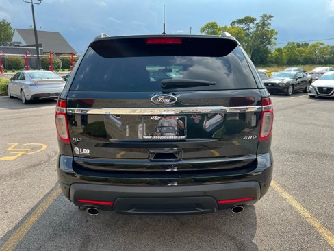 Used 2015 Ford Explorer XLT w/ Equipment Group 202B image 6