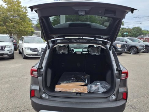 New 2025 Ford Escape SE image 10