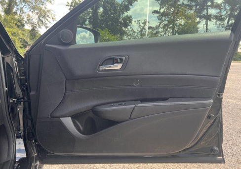 Used 2017 Acura ILX image 16
