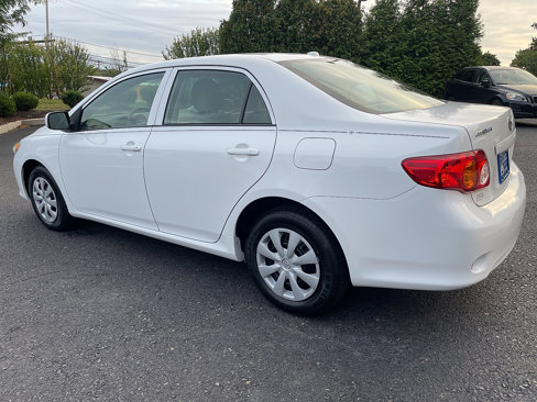 Used 2010 Toyota Corolla LE image 10