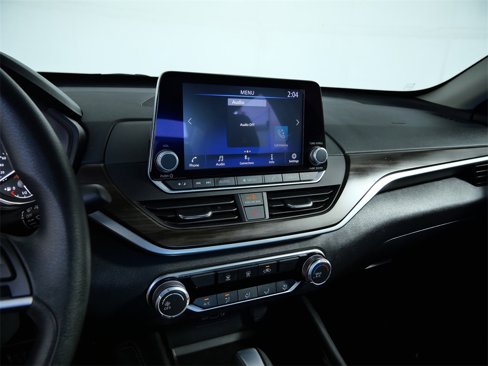 Used 2023 Nissan Altima 2.5 SV image 21