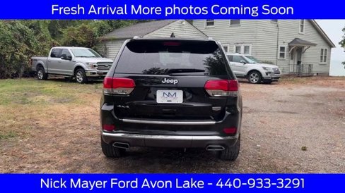 Used 2018 Jeep Grand Cherokee Summit image 8