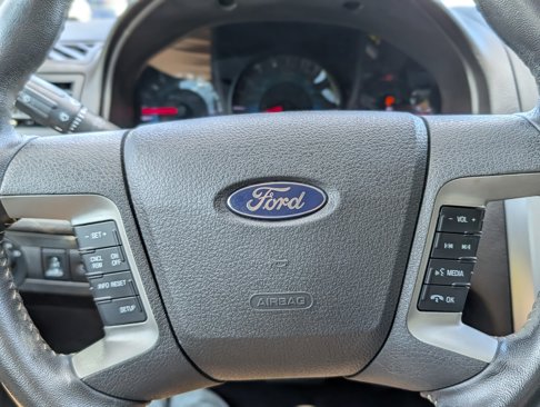 Used 2010 Ford Fusion SE image 18