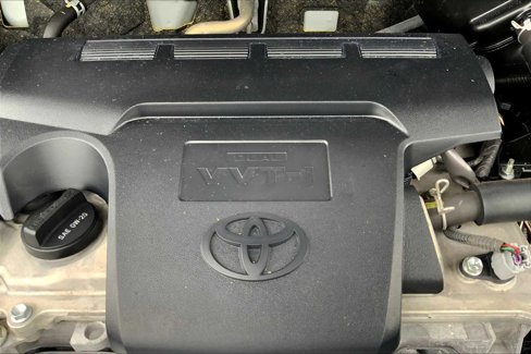 Used 2018 Toyota RAV4 Limited image 30
