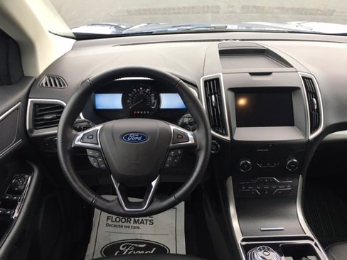 Used 2020 Ford Edge SEL w/ Cargo Accessory Package image 18