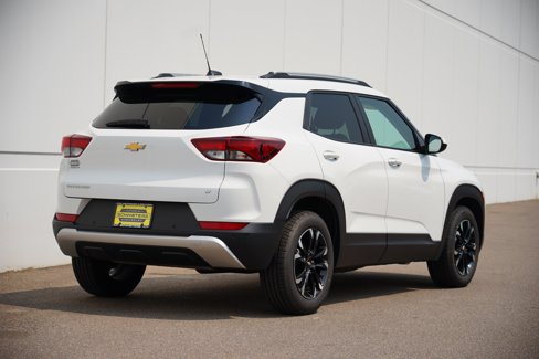 Certified 2022 Chevrolet TrailBlazer LT w/ Convenience Package image 3