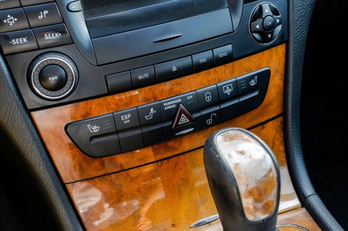 Used 2003 Mercedes-Benz E 320 Sedan image 25
