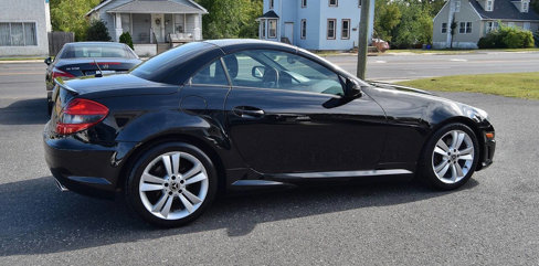 Used 2011 Mercedes-Benz SLK 300 image 10