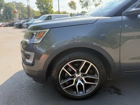 Used 2017 Ford Explorer Sport w/ Equipment Group 401A image 9