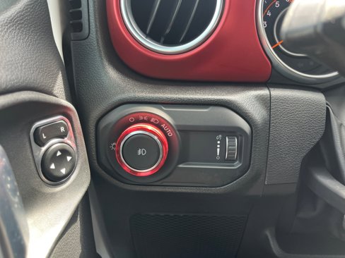 Used 2023 Jeep Wrangler Rubicon w/ Cold Weather Group image 23