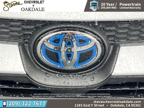 Used 2025 Toyota Corolla LE image 32