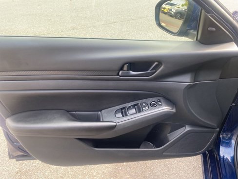 Used 2023 Nissan Altima 2.5 S image 10
