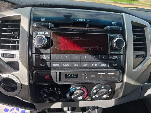 Used 2012 Toyota Tacoma 4x4 Double Cab image 4