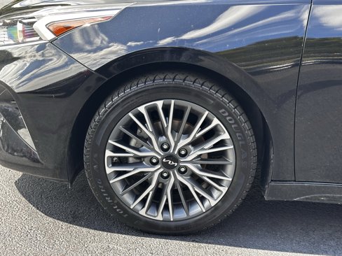 Used 2024 Kia Forte GT-Line image 16