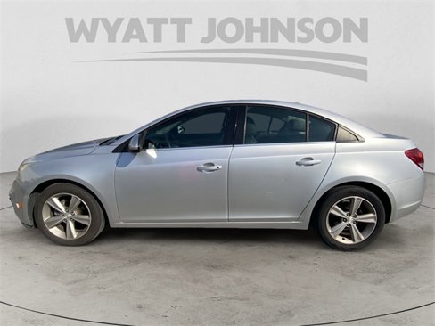 Used 2015 Chevrolet Cruze LT image 4