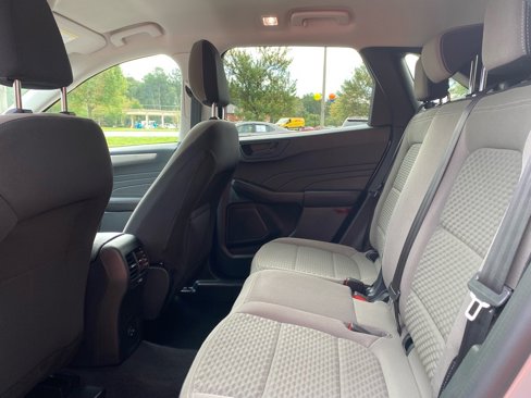 Certified 2022 Ford Escape SE w/ Cold Weather Package image 20