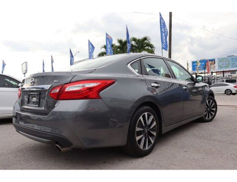 Used 2017 Nissan Altima 2.5 SL image 8