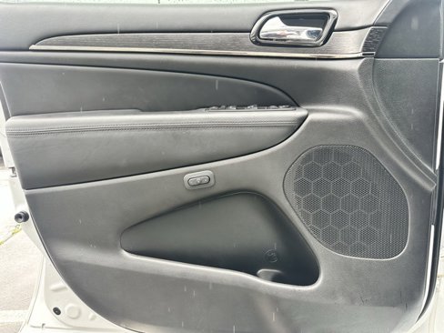 Used 2020 Jeep Grand Cherokee High Altitude image 9