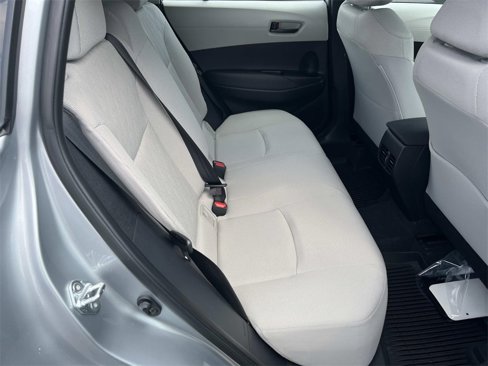 Used 2025 Toyota Corolla Cross L image 19