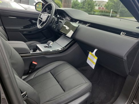 New 2025 Land Rover Range Rover Evoque S image 4