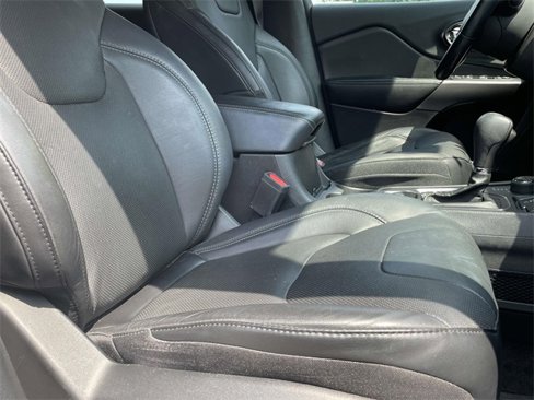Used 2021 Jeep Cherokee Latitude Lux w/ Sun & Sound Group image 20